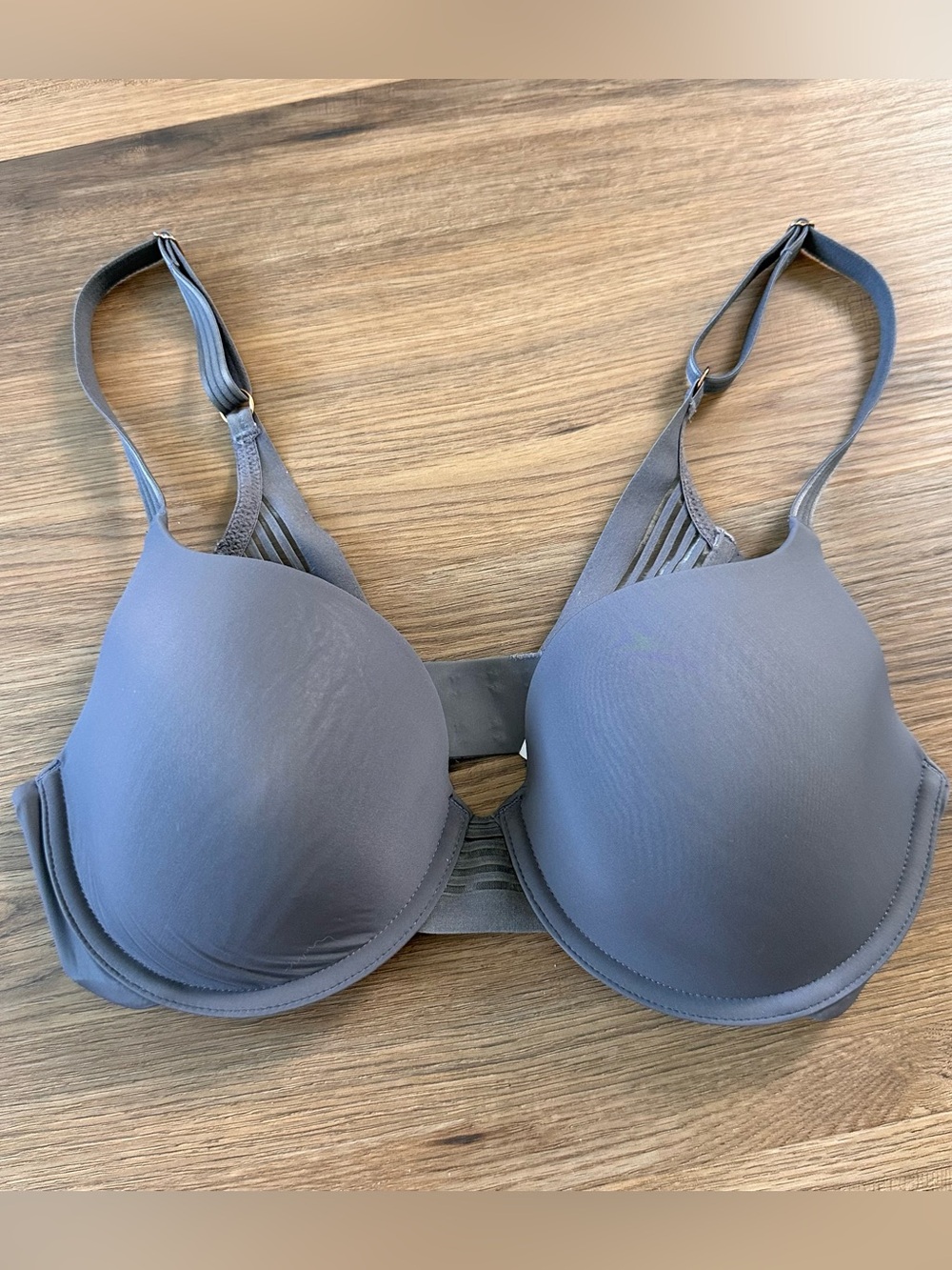 Le Mystere Women‎ Second Skin Back Smoother T-Shirt Bra Gray Size 34D Underwire